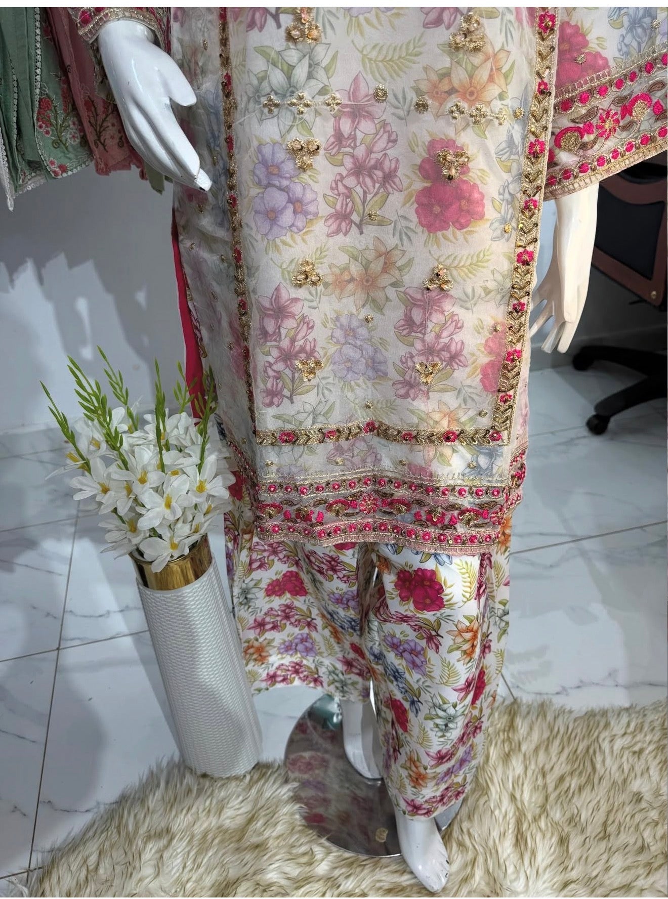Embroidery Farshi